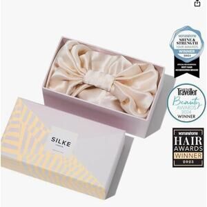 SILKE Hair Wrap Silk Bonnet 100% Luxurious Silk Hair Wrap for Sleeping